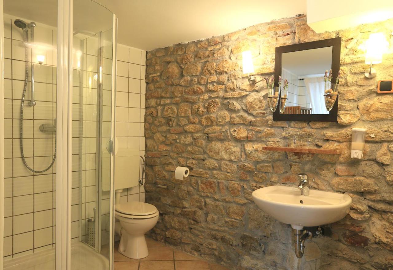 Hotel Weingewolbe Bermersheim Esterno foto